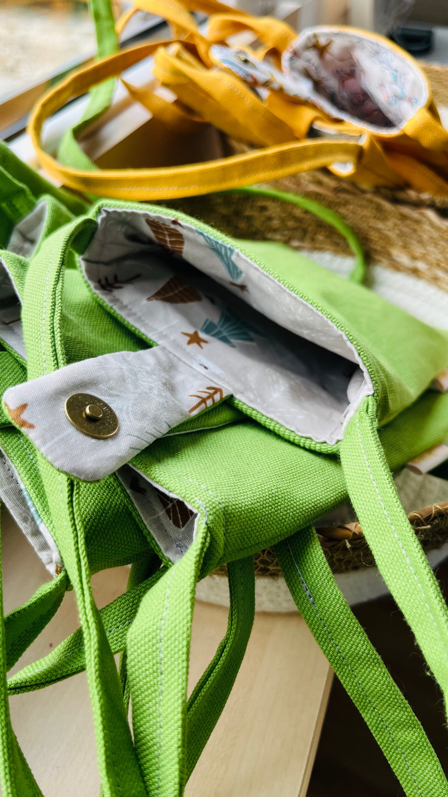 Schultertasche, Handytasche, Sommertasche - Gelb