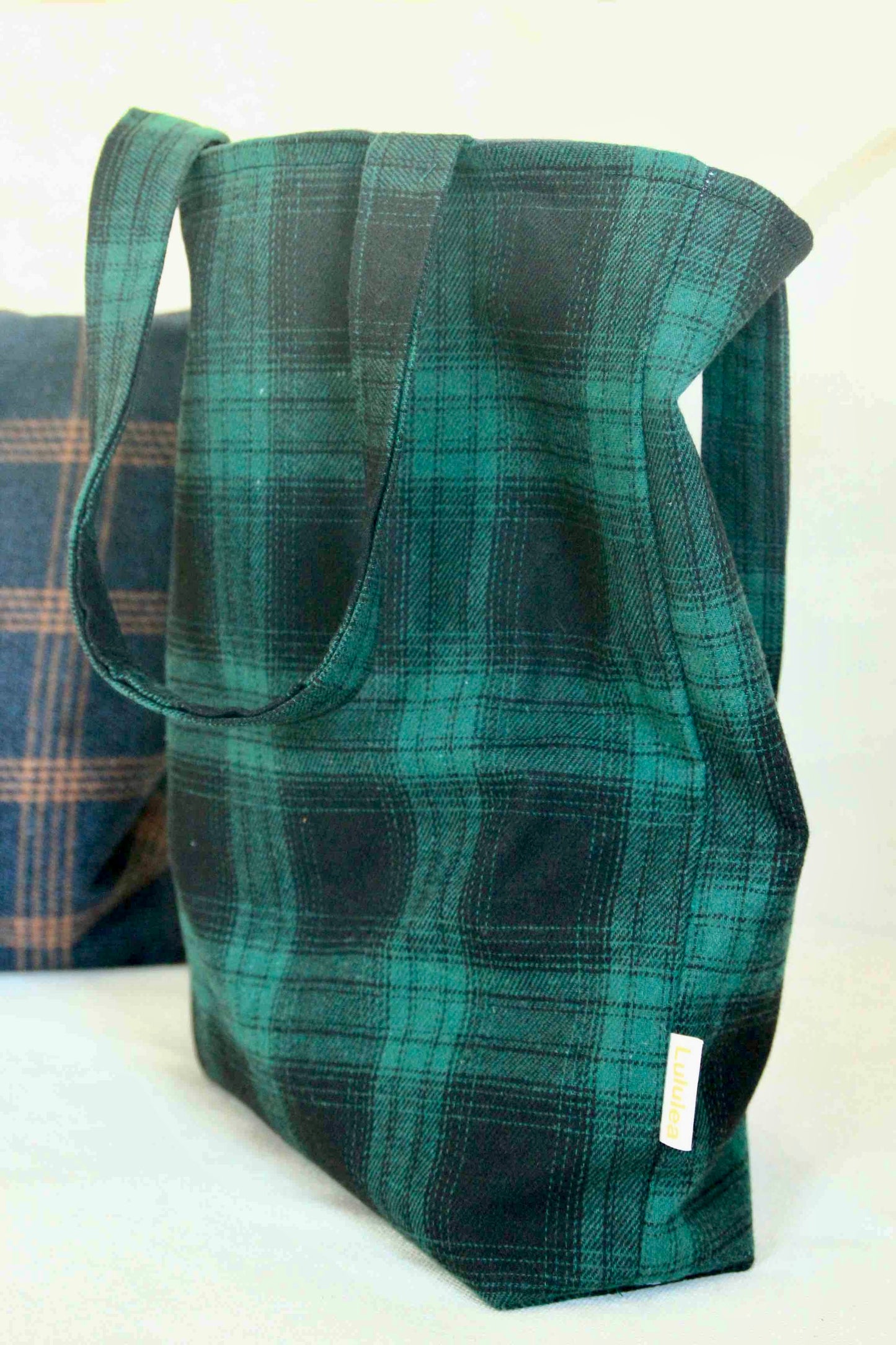 Flanell tote mit Tartan-Muster - blau und grünem