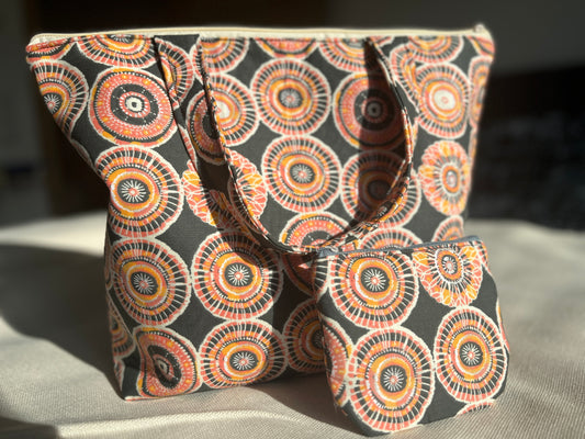 Tote Bag mit Reißverschluss, mit rundem Muster